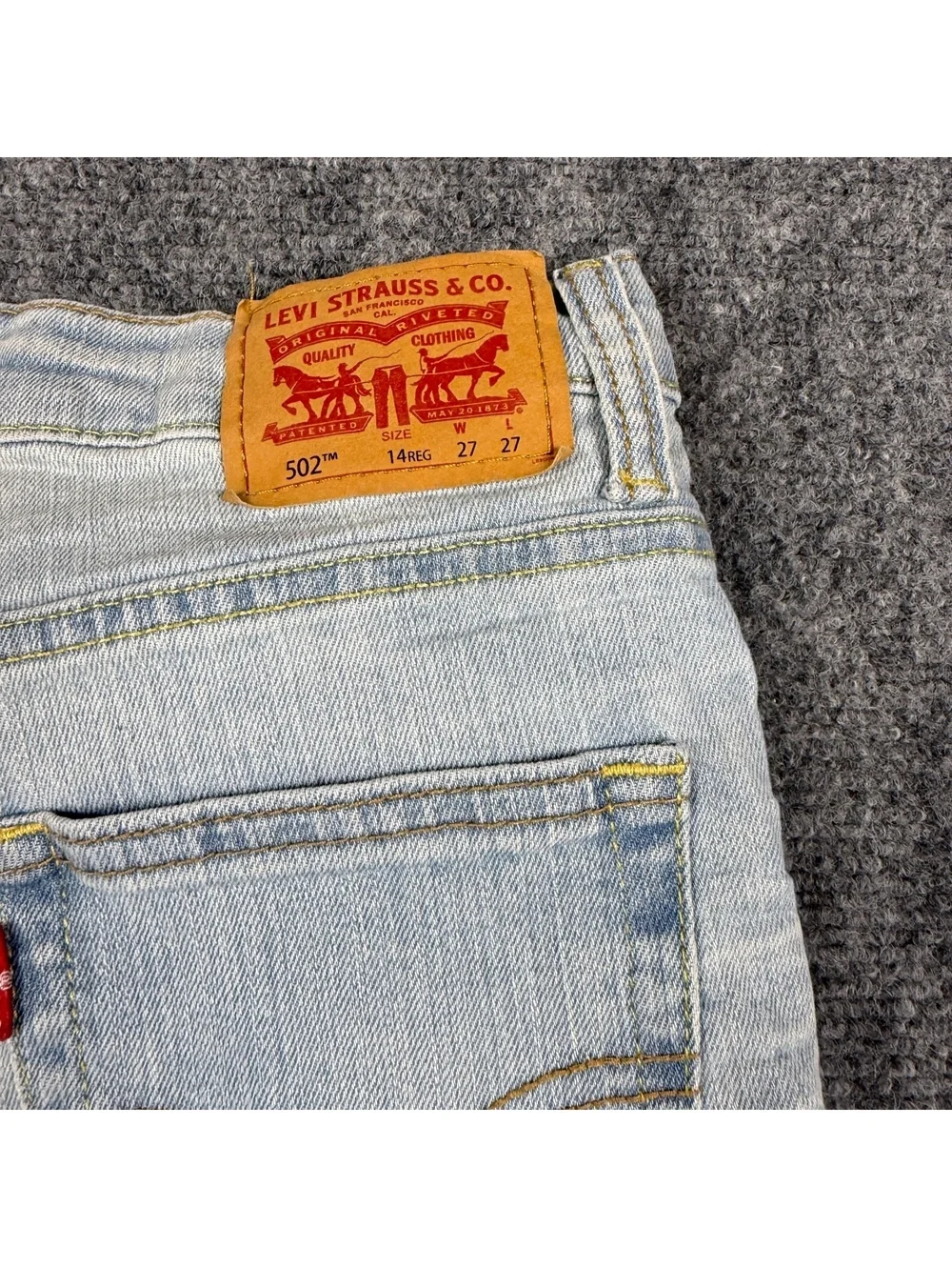 Levi's 502 Regular Taper Light Wash Jeans W27 L27